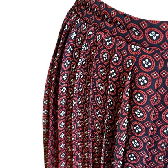 Banana Republic Burgundy Pleated Print Midi Career Preppy Petite Skirt 10P - Picture 3 of 3